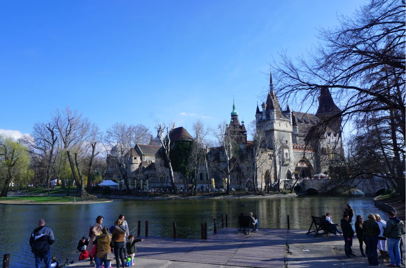 Vajdahunyadvár Castle