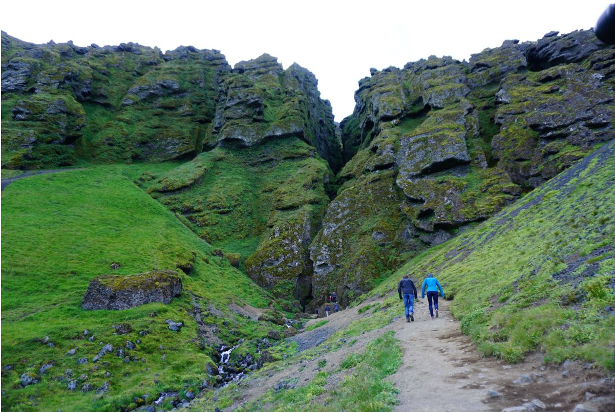 Rauðfeldsgjá Gorge