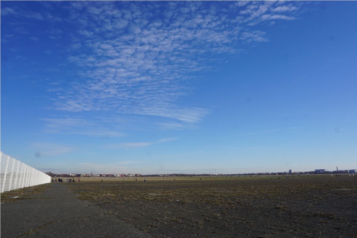 However, the runway is open to the public, and you can run freely on the airport&rsquo;s runway