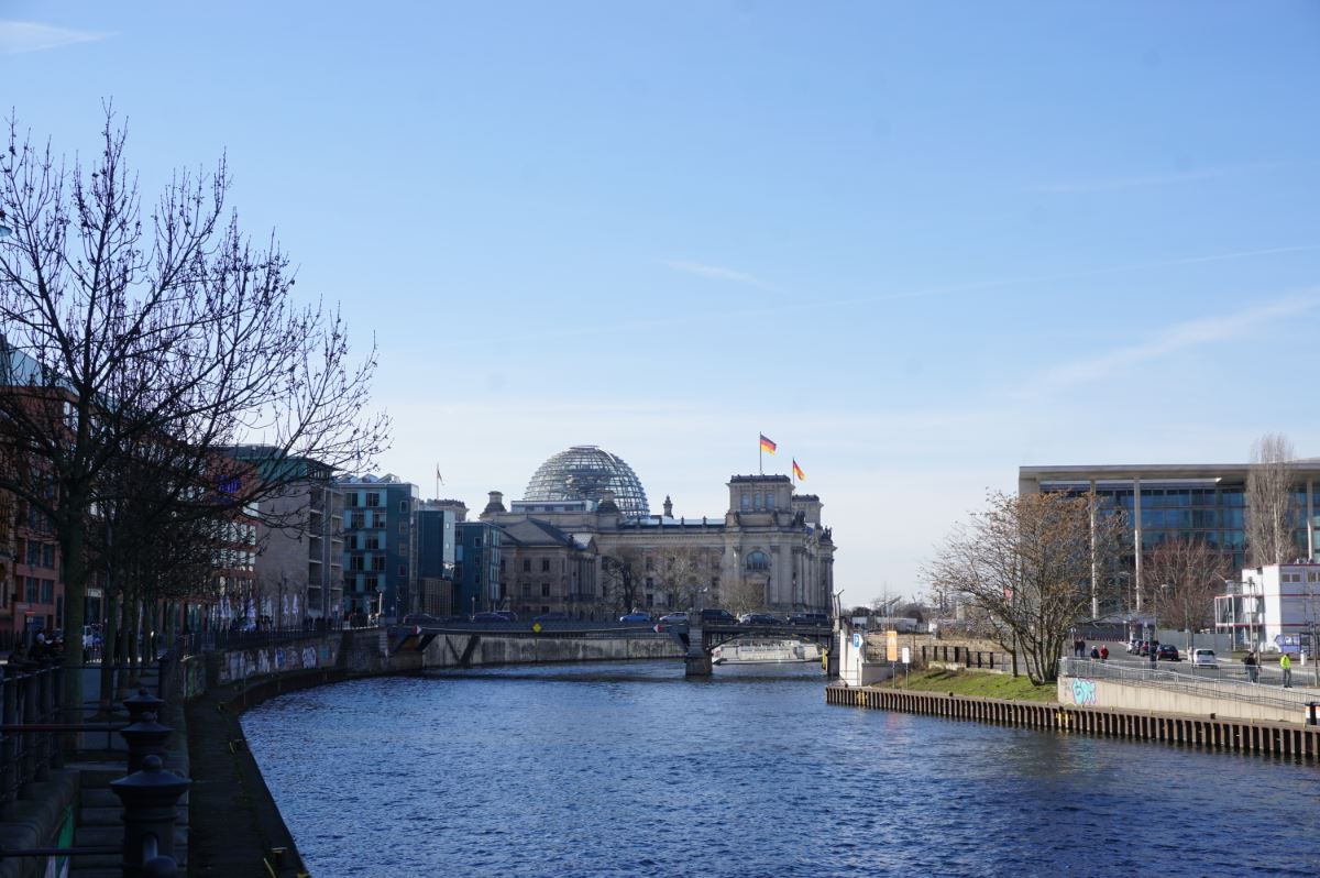 Reichstag building from a distance
