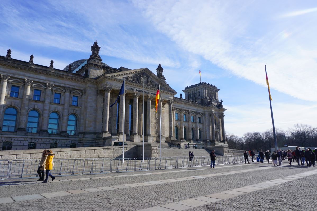 Front view of the Reichstag building